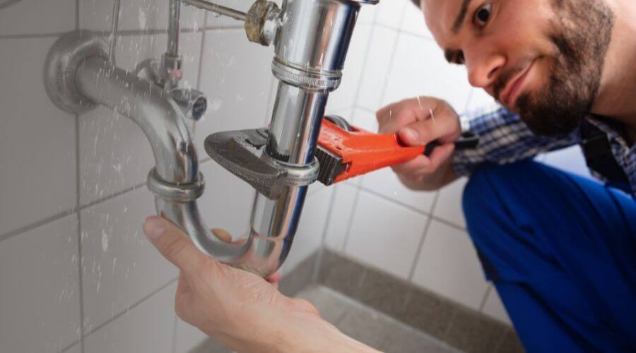 Professional same day plumber services in Hoisington, KS